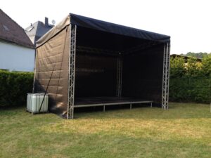 Bühne 6x4m mit Dach (Baubuch frei)